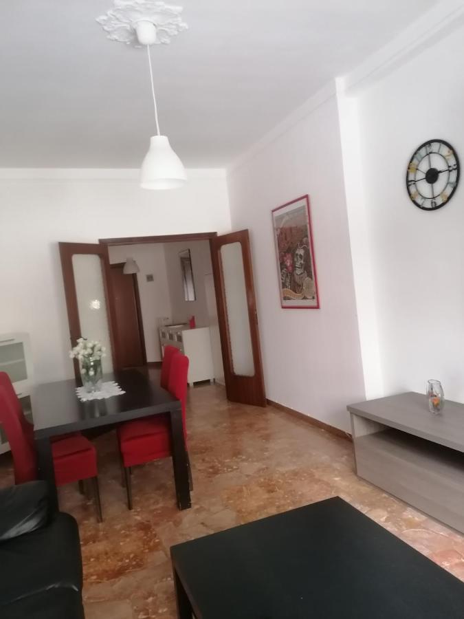 Love House - Apartment On The Beach Pescara Esterno foto